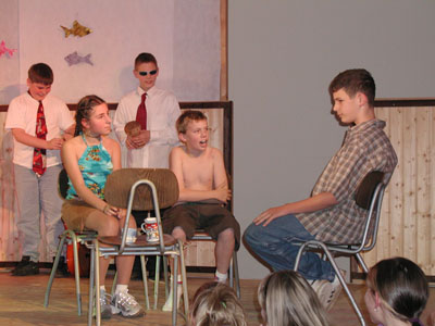 eabend-4.jpg (37kb)